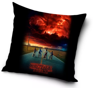Stranger Things obliečka na vankúš